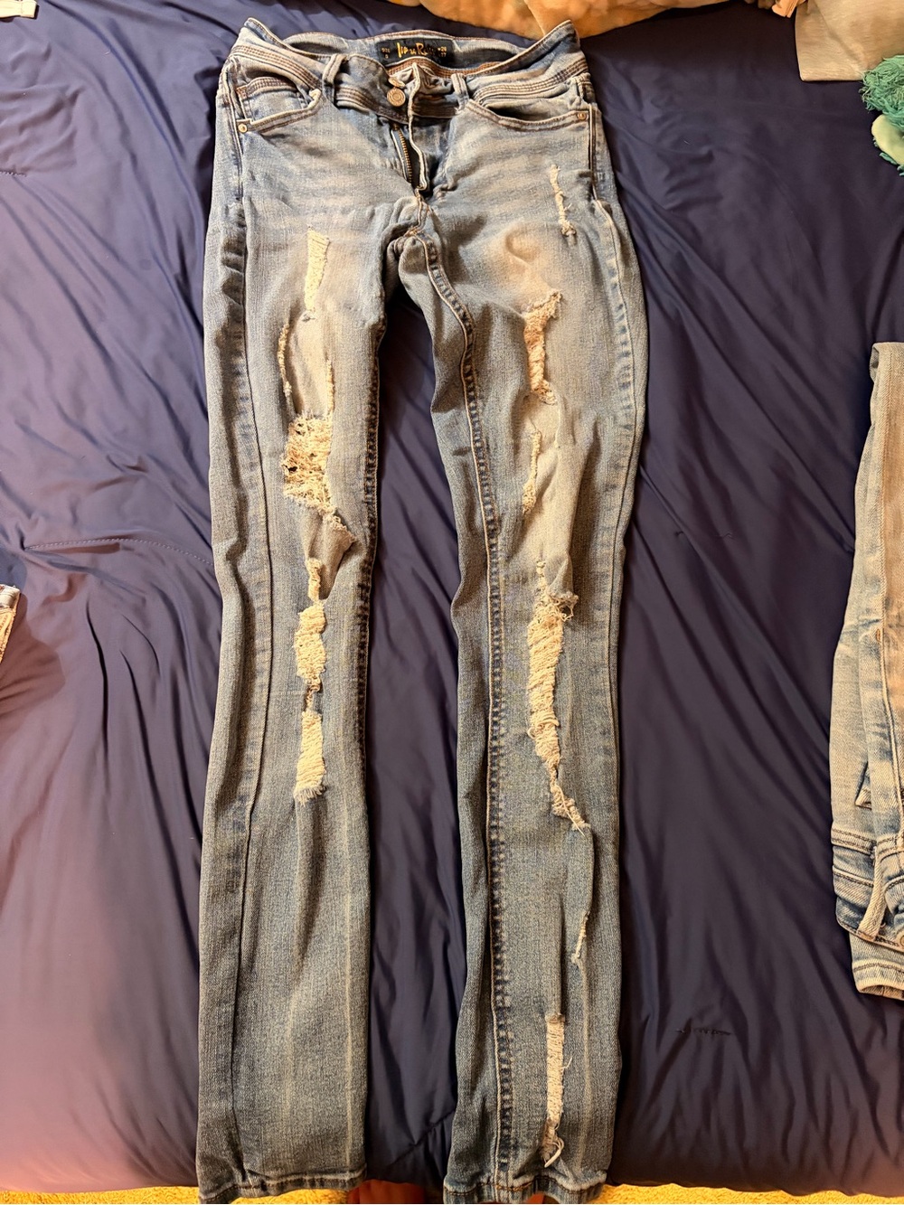 Light Blue Distressed Women’s skinny Jeans